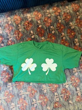 Cropped Shamrock St Patrick’s Day T Shirt